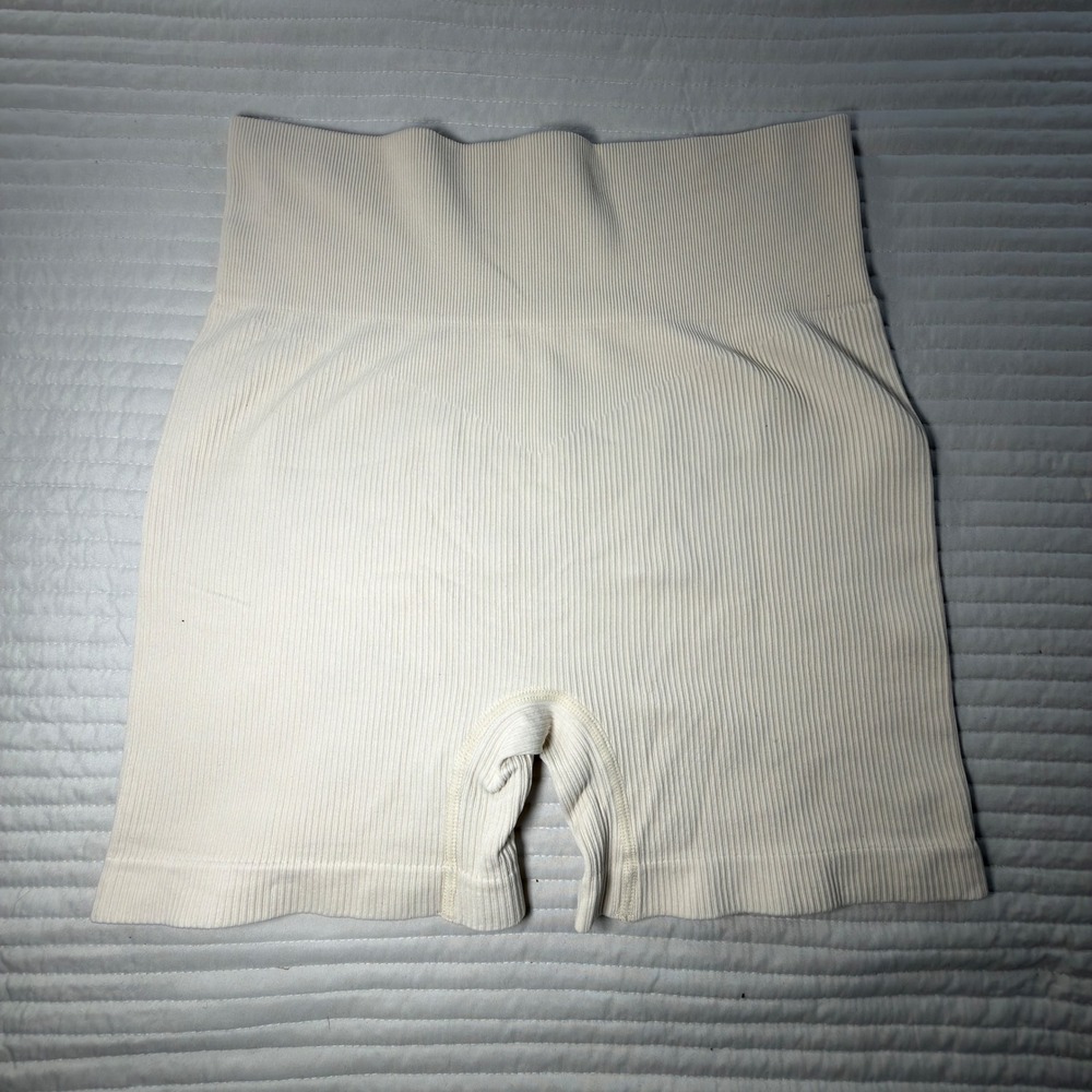 GQQQ Biker Shorts Womens Large Cream Good Ribbed High Waisted Seamless Workout